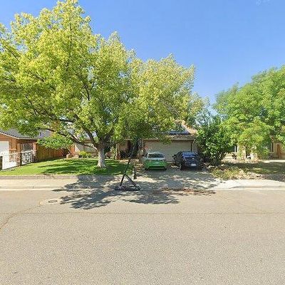 1535 Harvest Ave, Livingston, CA 95334