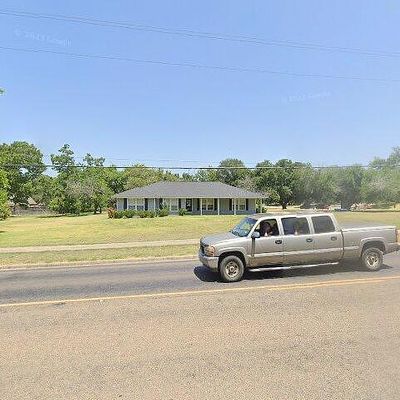 1539 E Washington Ave, Navasota, TX 77868