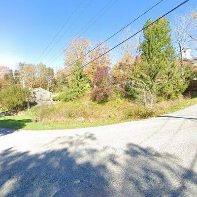 154 Lake View Dr, Warm Springs, VA 24484