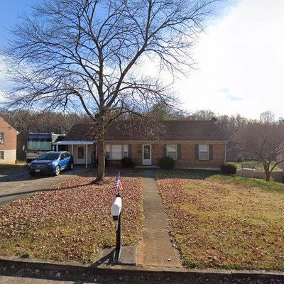 1329 Fenwick Dr, Lynchburg, VA 24502