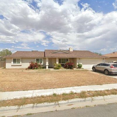 13483 Nicola Rd, Apple Valley, CA 92308