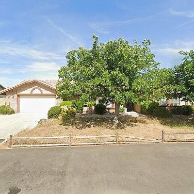 13593 Coachella Rd, Apple Valley, CA 92308