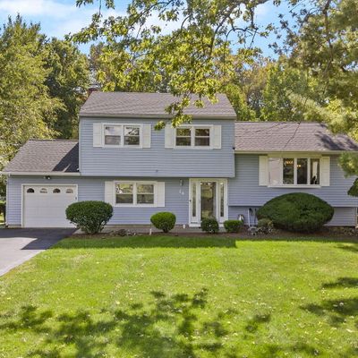 14 Whittier Dr, Manalapan, NJ 07726