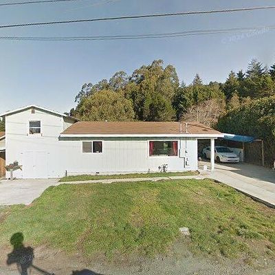 1401 Underwood Rd, Mckinleyville, CA 95519