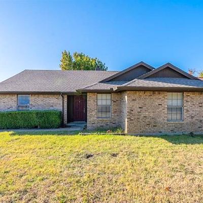 1401 Sunny Glen St, Fort Worth, TX 76134