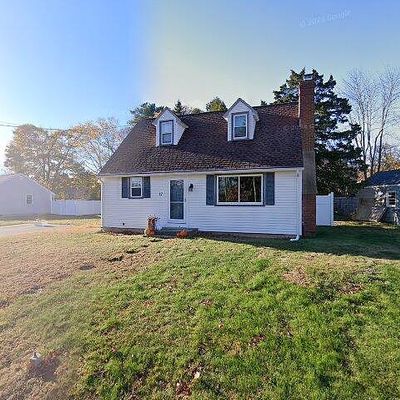 17 Huntley Ct, Niantic, CT 06357