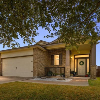 1702 Paint Brush Dr, Lockhart, TX 78644