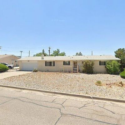 1708 Helena Dr, Gallup, NM 87301