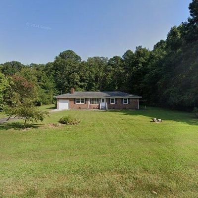 17089 N Carolina Ave, Windsor, VA 23487