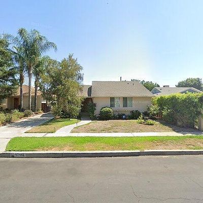 17112 Lanark St, Van Nuys, CA 91406