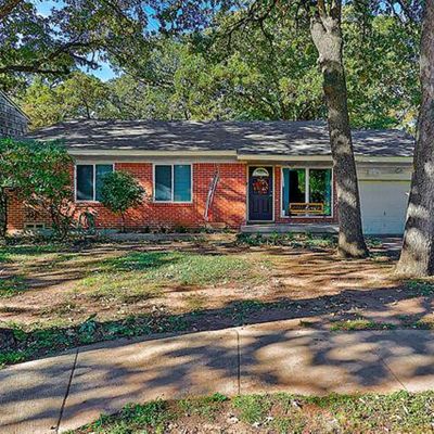 1810 Oak Tree Ln, Arlington, TX 76013