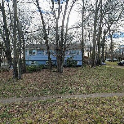 156 Spring St, Windsor Locks, CT 06096