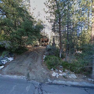 1601 Dogwood Way, Pine Mountain Club, CA 93222