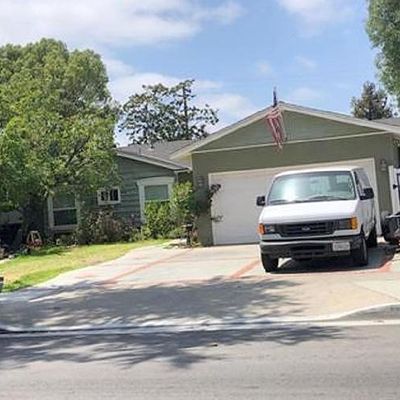 1601 Victoria Dr, Fullerton, CA 92831