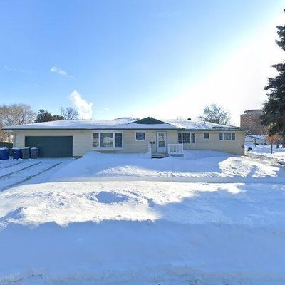 1605 5th Ave S, Moorhead, MN 56560