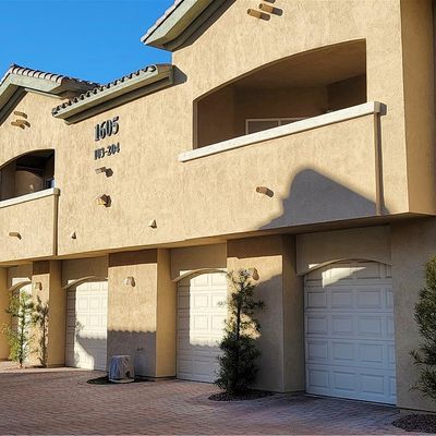 1605 Crimson Hills Drive, Las Vegas, NV 89128