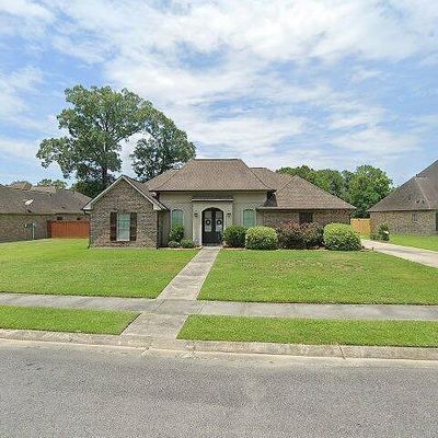 16113 Magnolia Trace Pkwy, Baton Rouge, LA 70817