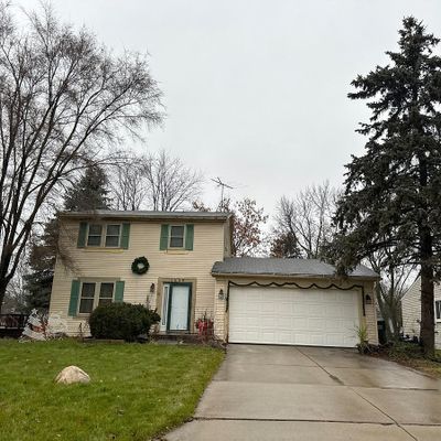 1636 Dancer Dr, Rochester Hills, MI 48307