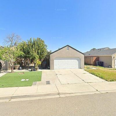 1639 Winston Cir, Oakdale, CA 95361