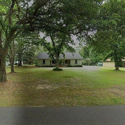 1642 Old Bay Springs Rd, Laurel, MS 39440