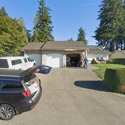 16445 Fairway Dr, Burlington, WA 98233