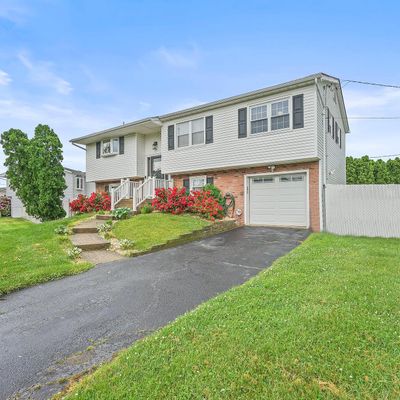 2 Carlow Way, Hazlet, NJ 07730