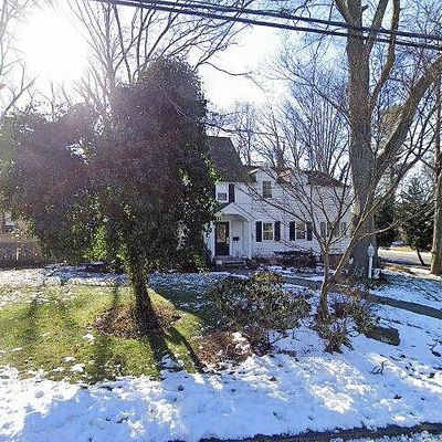 2 Howard Park Dr, Tenafly, NJ 07670