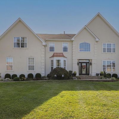 2 Tidewater Ct, Hainesport, NJ 08036