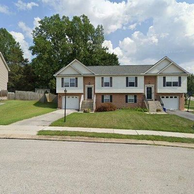 2 Wagner Dr, Hanover, PA 17331