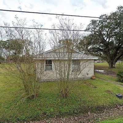 202 East Rd, Norco, LA 70079