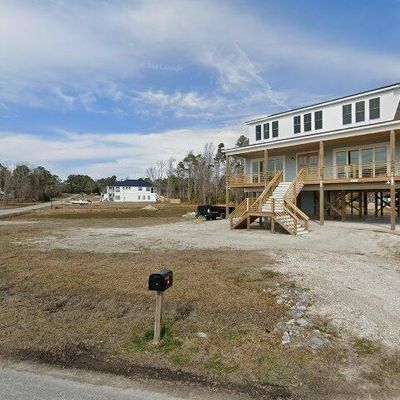 202 Topsail Watch Dr, Hampstead, NC 28443