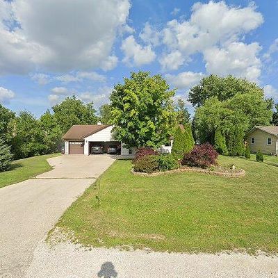 2020 S Sunny Slope Rd, New Berlin, WI 53151