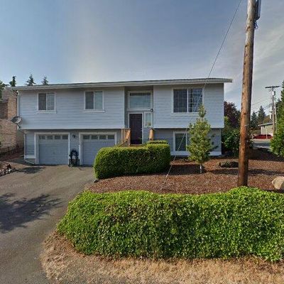 2028 Ne 12 Th St, Renton, WA 98056