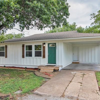 203 W Young St, Howe, TX 75459