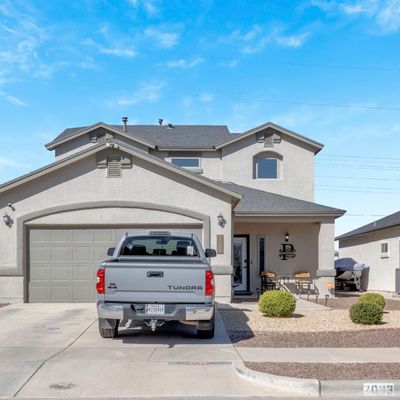 2033 Roy Vinson Pl, El Paso, TX 79938