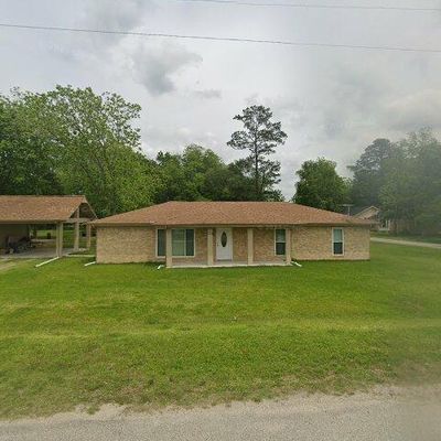 204 N Chism St, Devers, TX 77538