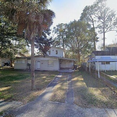 2043 E 41 St St, Savannah, GA 31404