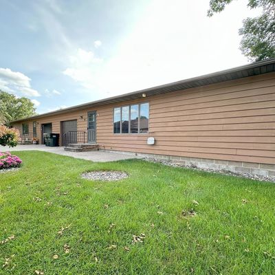 205 Meadowlark Ln Sw, Melrose, MN 56352