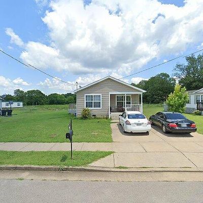 205 Oceanfront Cir S, Antioch, TN 37013