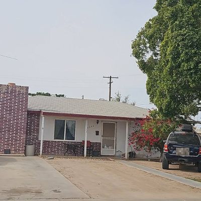 2052 S 6 Th Ave, Yuma, AZ 85364