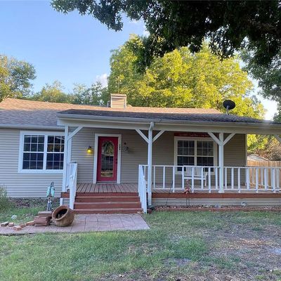 206 W Elm St, Howe, TX 75459