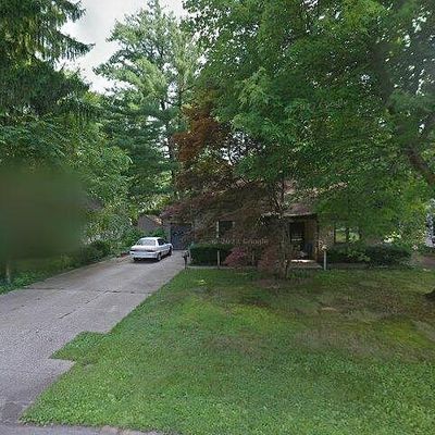 2065 Annetta Ave, Akron, OH 44313