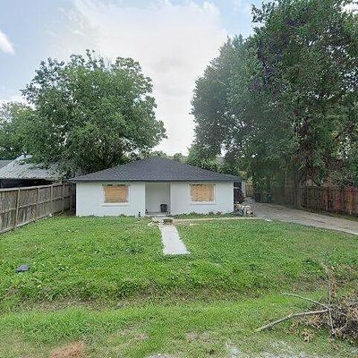 207 Betral St #A, Houston, TX 77022