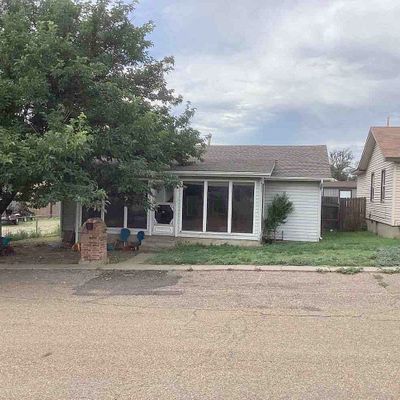 207 Chaparral St, Borger, TX 79007