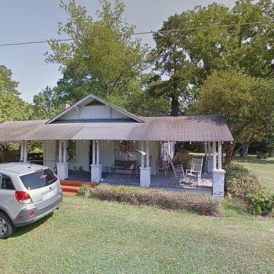 207 E Bell St, Tabor City, NC 28463