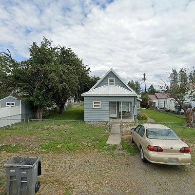 207 S Lefevre St, Medical Lake, WA 99022