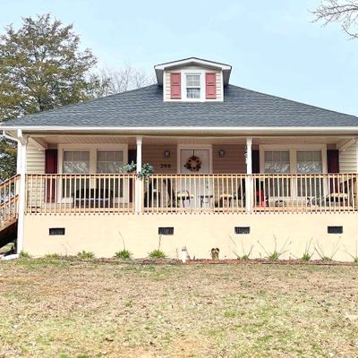 208 California, Chesnee, SC 29323