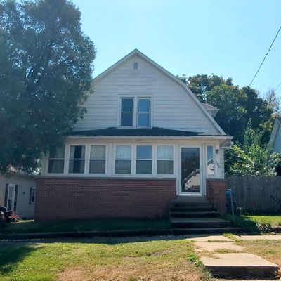 208 E State St, Fairmount, IL 61841