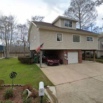 20855 Henry Rd, Springfield, LA 70462