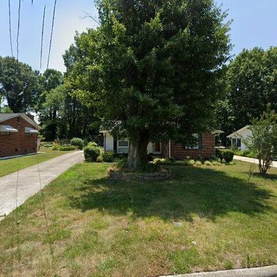 2107 Ontario St, Greensboro, NC 27403